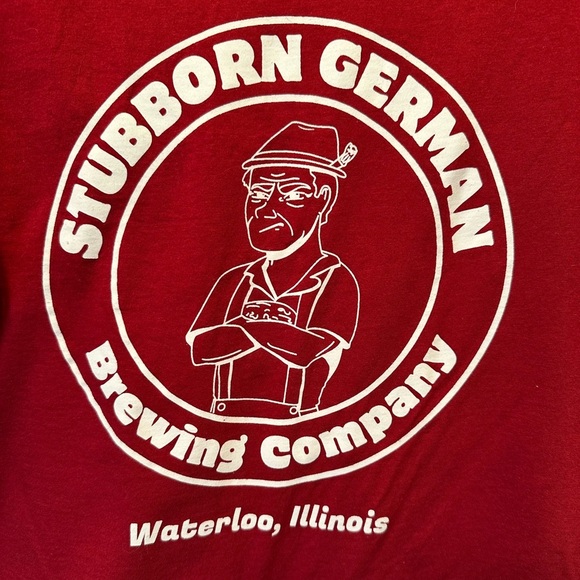 Stubborn German Brewing Company Men’s T-Shirt Size Large Waterloo Illinois Red - Picture 6 of 8